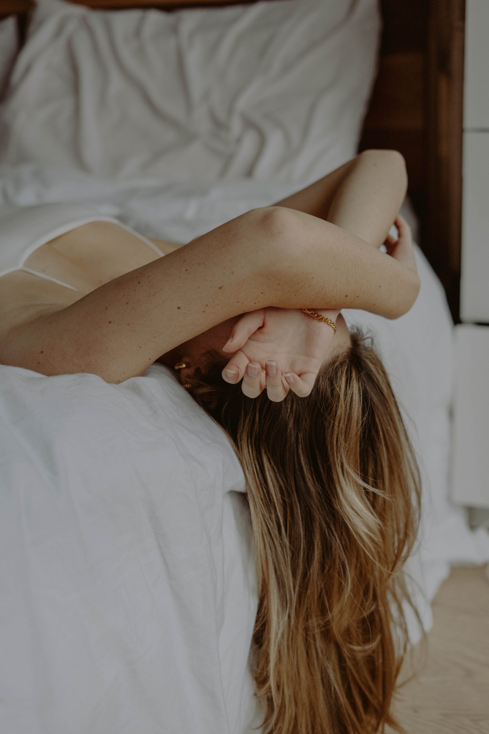 How Poor Sleep Might Be Affecting Your Gut + What To Do About It