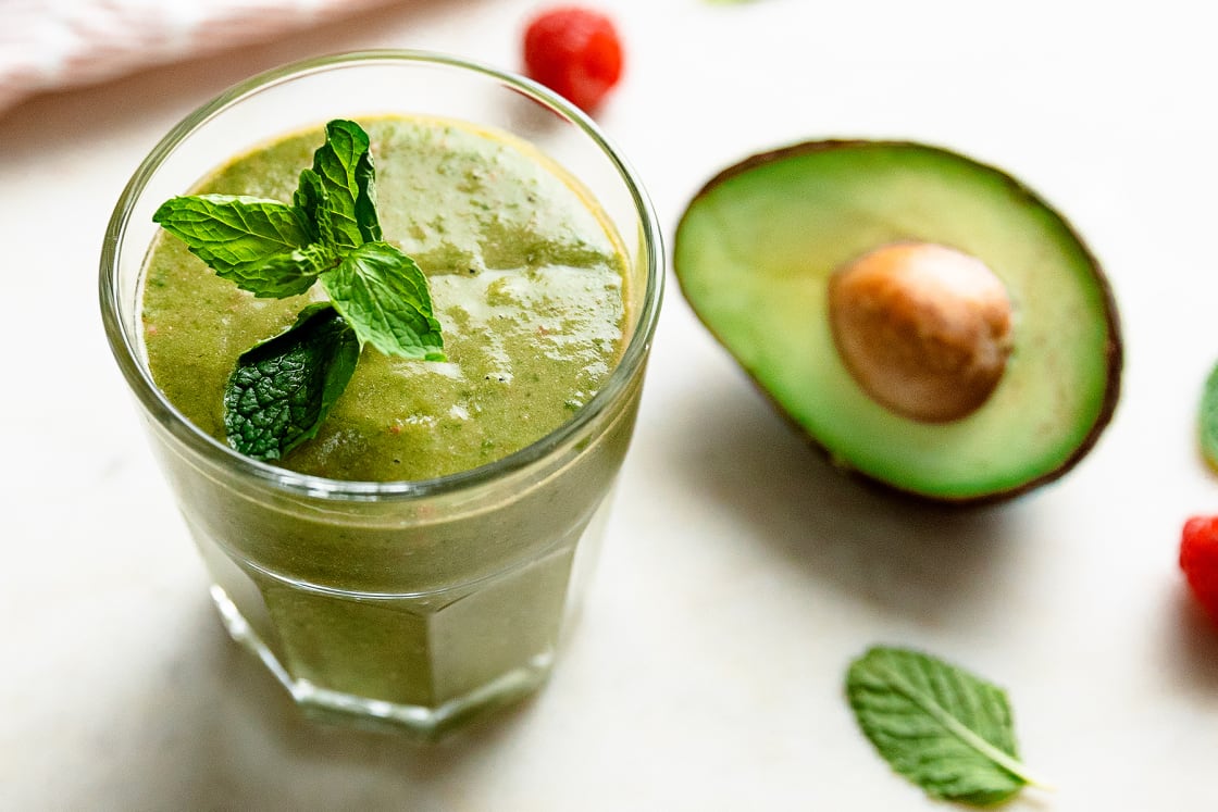 Start Your St. Patrick’s Day Right With This Blood-Sugar-Balancing Green Smoothie